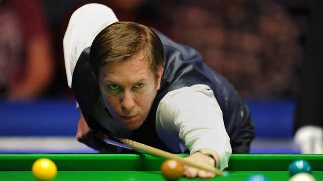 足球中超裁判误判引争议，官方深夜发布说明