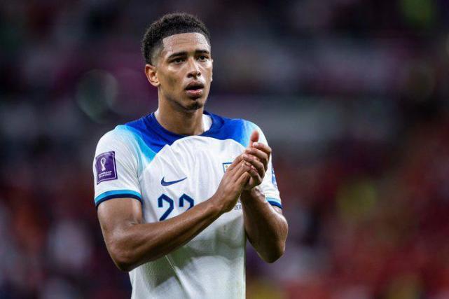 Here we go！罗马诺：16岁后卫奥多涅斯将于2028年加盟切尔西