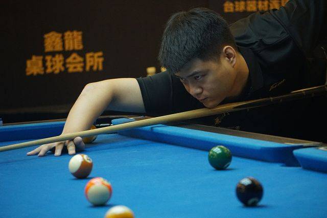 足球世界杯预选赛爆大冷，排名前五的强队遭淘汰